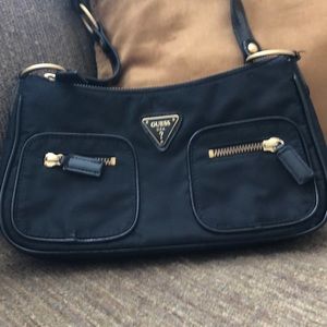 Nylon Guess pockbook